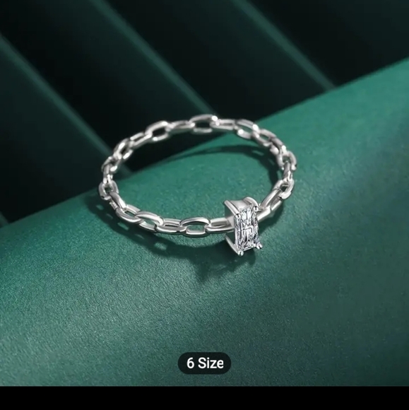 Sterling Silver Minimalist Dainty Chain Ring - Picture 3 of 4